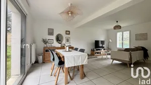 Maison traditionnelle à Le Val-Saint-Germain (91530)