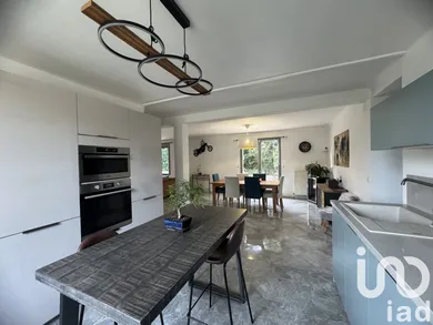 House at Villeneuve-sur-Yonne (89500)