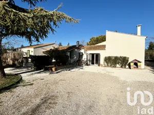 Maison traditionnelle à Aix-en-Provence (13090)