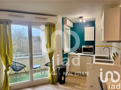 Appartement à Bordeaux (33300)