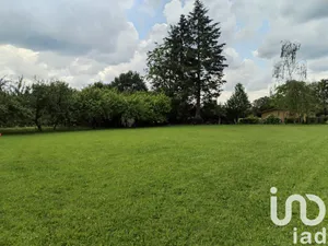 Terrain à bâtir à Eyjeaux (87220)