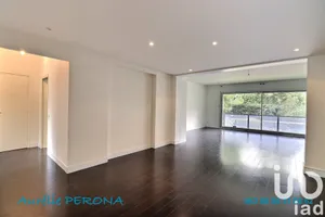 Apartment in Marseille (13008)