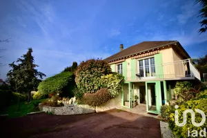 Traditional house at Orgeval (78630)