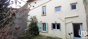 Building at Mauzé-sur-le-Mignon (79210)