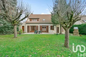 Maison traditionnelle à Noisy-le-Grand (93160)