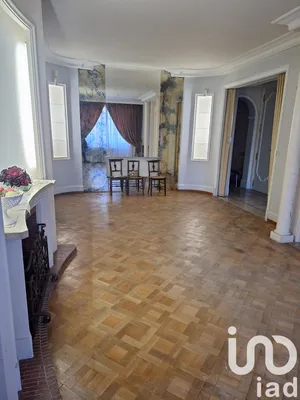 Mansion at Lussac-les-Châteaux (86320)