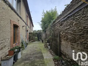 Building at Mazamet (81200)