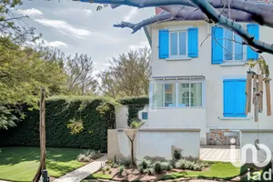 House in Créteil (94000)