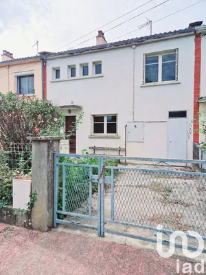 House at Moissac (82200)