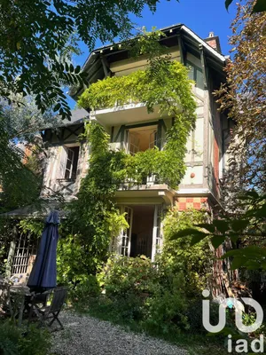 House at Saint-Cloud (92210)