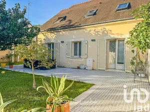 Maison à Rosny-sur-Seine (78710)