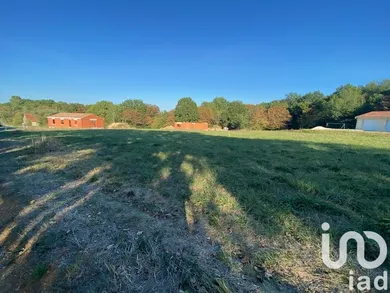 Terrain à Domme (24250)