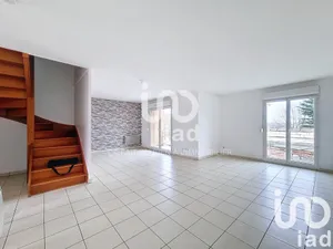 Appartement à Pringy (77310)