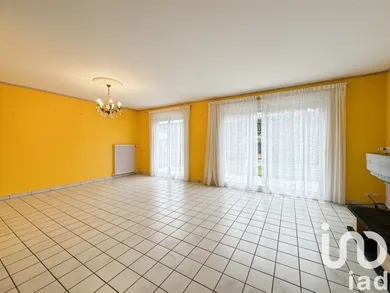 House at Villeneuve-la-Guyard (89340)