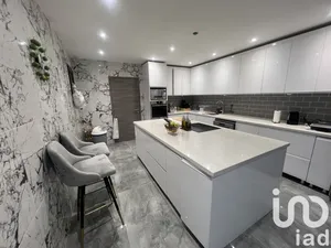 Architectural house at Pierrelatte (26700)