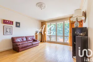 Apartment at Antony (92160)