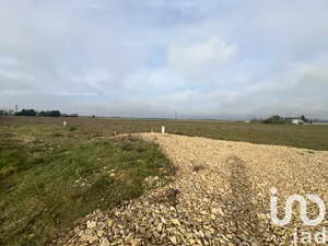 Terrain à bâtir à Arçay (18340)