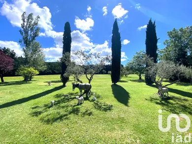 Mas à L'Isle-sur-la-Sorgue (84800)