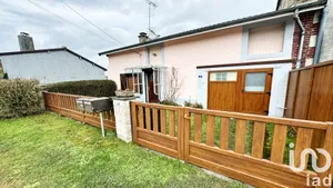 Maison de campagne à Marcq (08250)