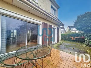 Maison à Magnanville (78200)