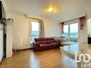 Apartment at Saint-Denis (93200)