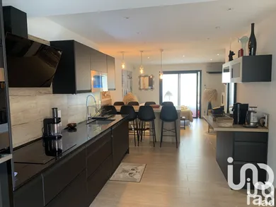 Appartement à Port-Grimaud (83310) — 2/28