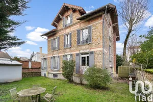 Maison à Vaucresson (92420)