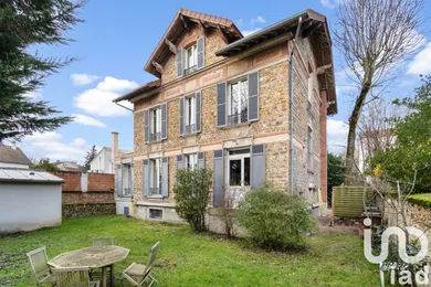 Maison à Vaucresson (92420)