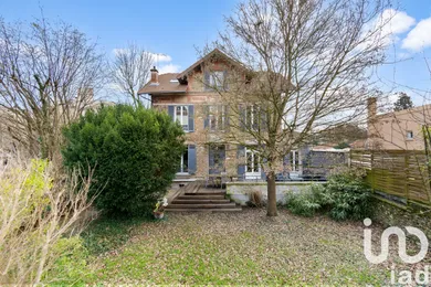 Maison à Vaucresson (92420)