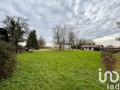 Building plot in Saint-Clair-de-la-Tour (38110)