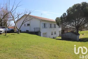 Traditional house in Montguyon (17270)