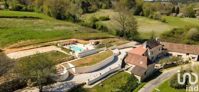 Mansion at Saint-Jean-d'Eyraud (24140)
