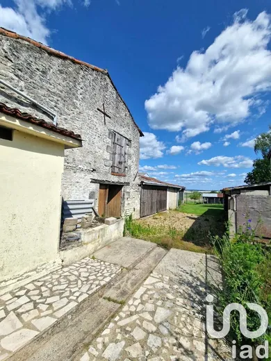 Maison de village à Faye-la-Vineuse (37120)