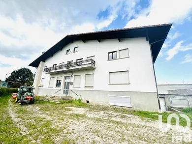 Building at Courtavon (68480)