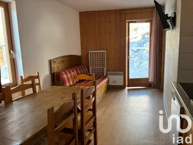 Apartment at Saint-Sorlin-d'Arves (73530) — 2/8