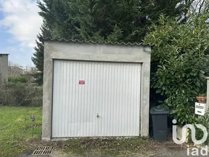 Parking à Vierzon (18100)