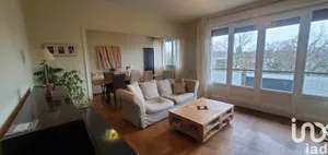 Apartment at Troyes (10000)