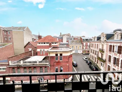 Apartment at Saint-Quentin (02100)