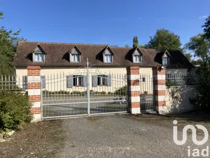 Maison de campagne à Coulans-sur-Gée (72550)