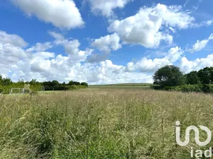 Land at Cléry-sur-Somme (80200)