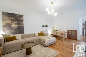 Apartment at Paris (75015)