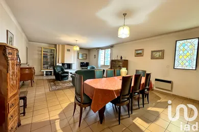 Appartement à Pernes-les-Fontaines (84210)