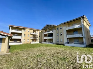 Apartment at Saint-Gaudens (31800)
