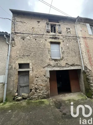 Maison de village à Saint-Jean-du-Bruel (12230)