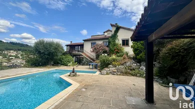 Maison traditionnelle à Aubenas (07200)