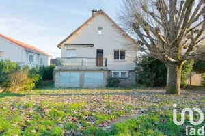 Maison traditionnelle à Viry-Châtillon (91170)