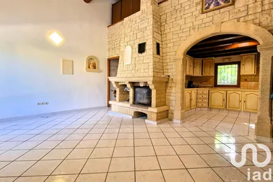 Maison à Saint-Pantaléon (84220)