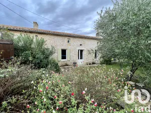 House at Périssac (33240)