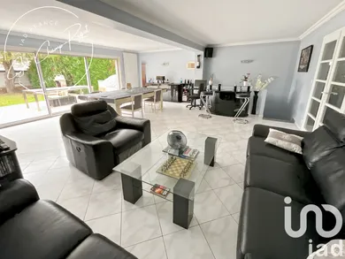 Maison à Tremblay-en-France (93290) — 4/16