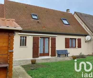 Detached house at Ruaudin (72230)